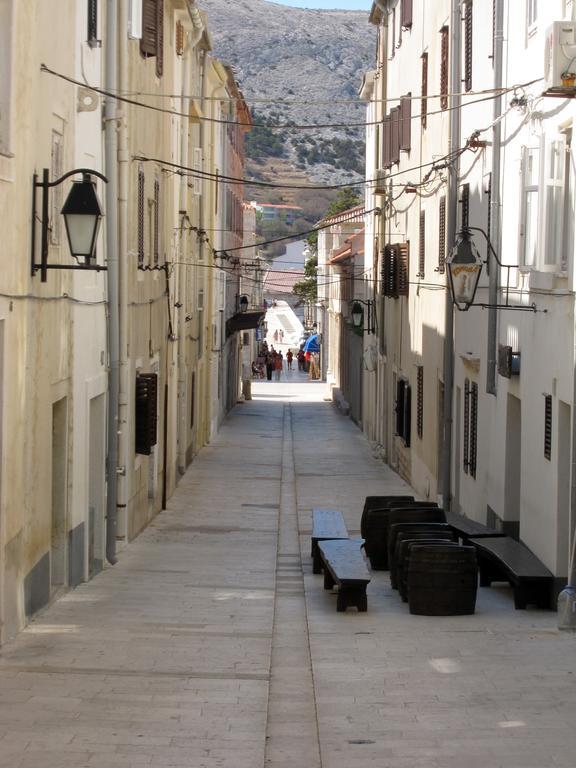 Batkoski Apartments Pag Town Exterior foto